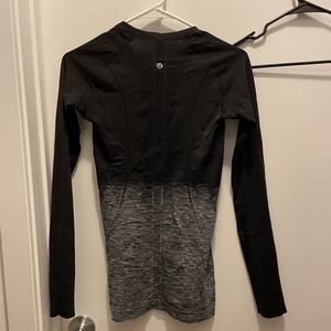 Lululemon • Long Sleeve Top